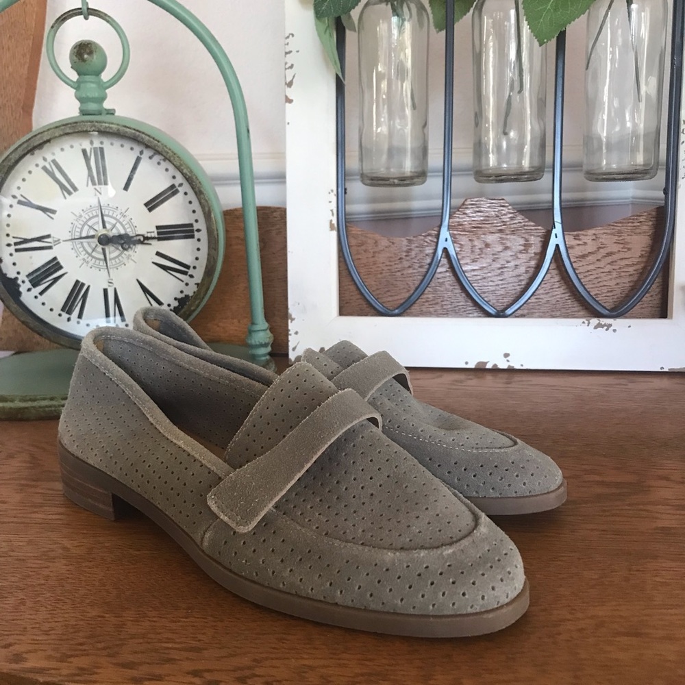 Lucky Brand CAVIEP Perforated Suede Taupe Loafer - Picture 4 of 12